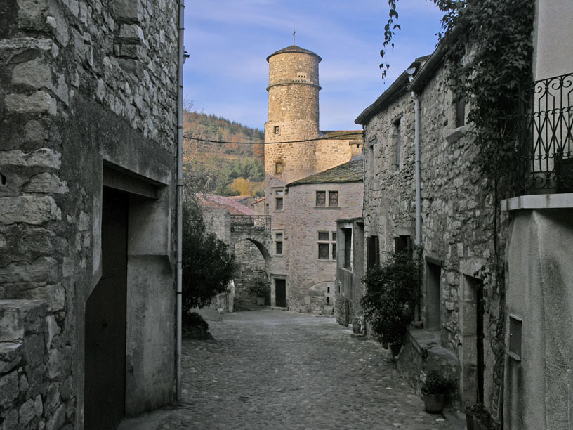 entre clairac et la tour